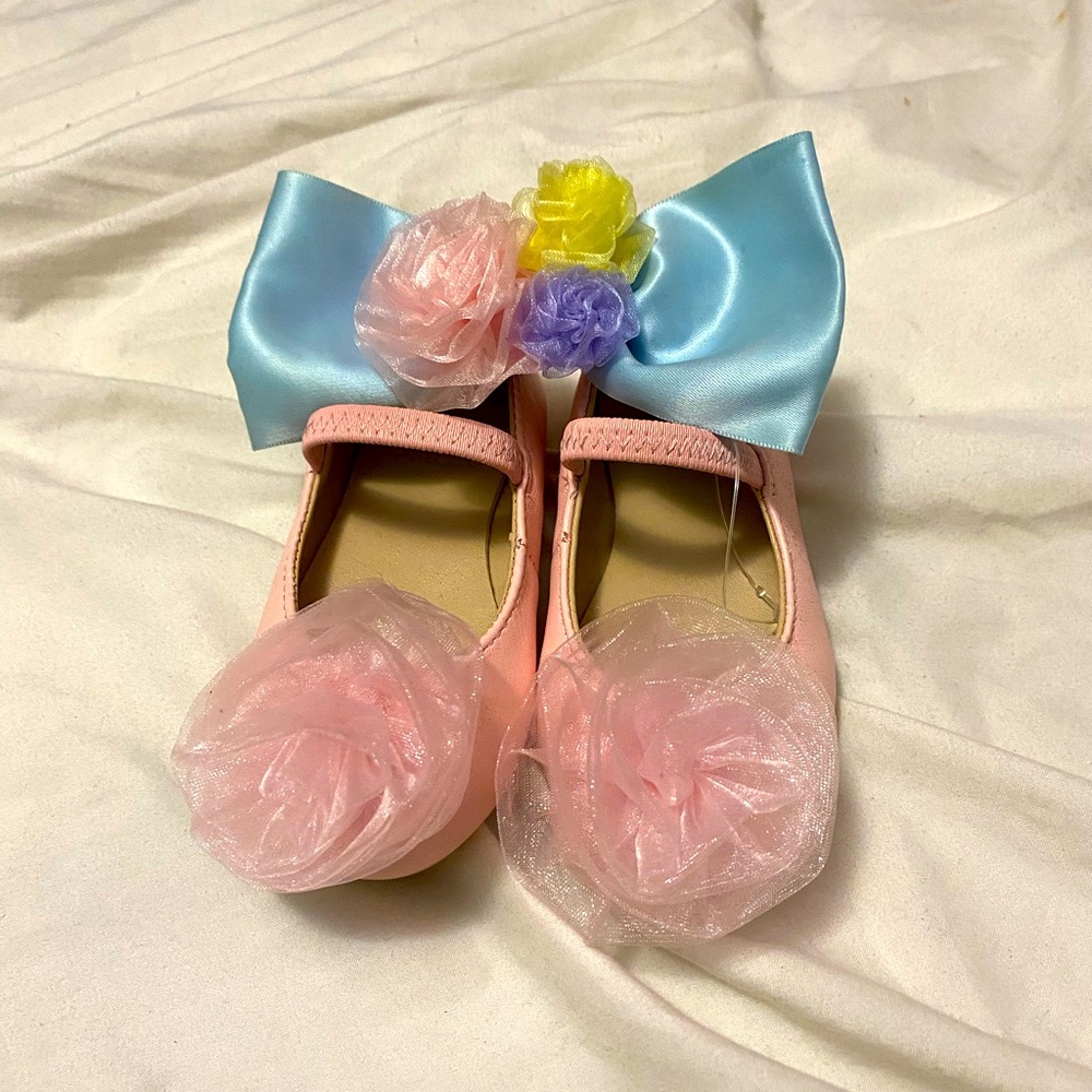 Janie and jack shoes and bow goes with dress.